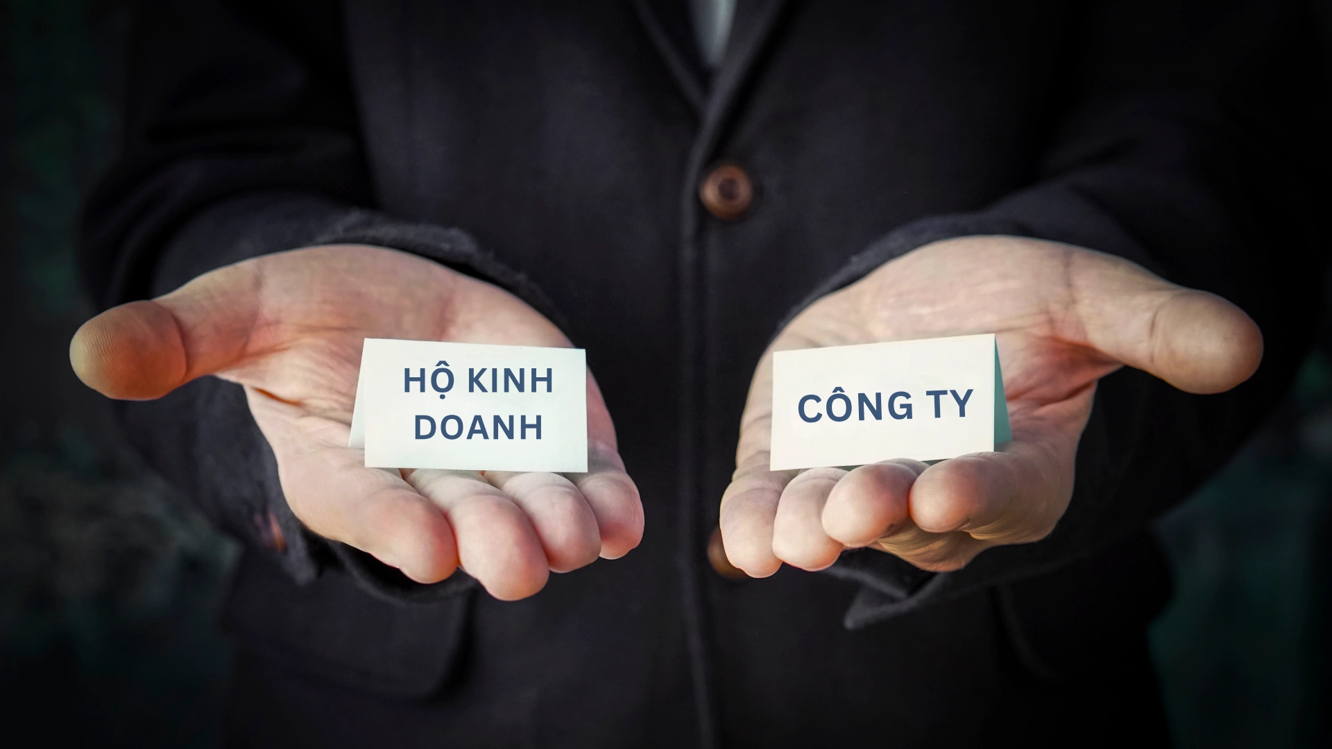 Nên thành lập công ty hay giữ hộ kinh doanh năm 2026?